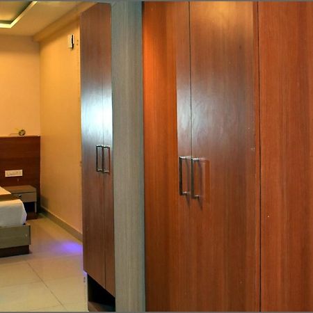 Subarnarekha Inn Jhargram Ngoại thất bức ảnh