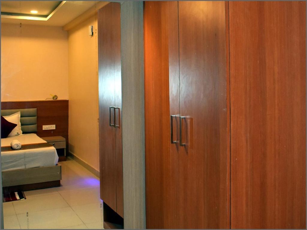 Subarnarekha Inn Jhargram Ngoại thất bức ảnh